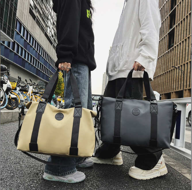 大容量撥水加工メンズショルダーバッグ大きめ斜め掛け対応