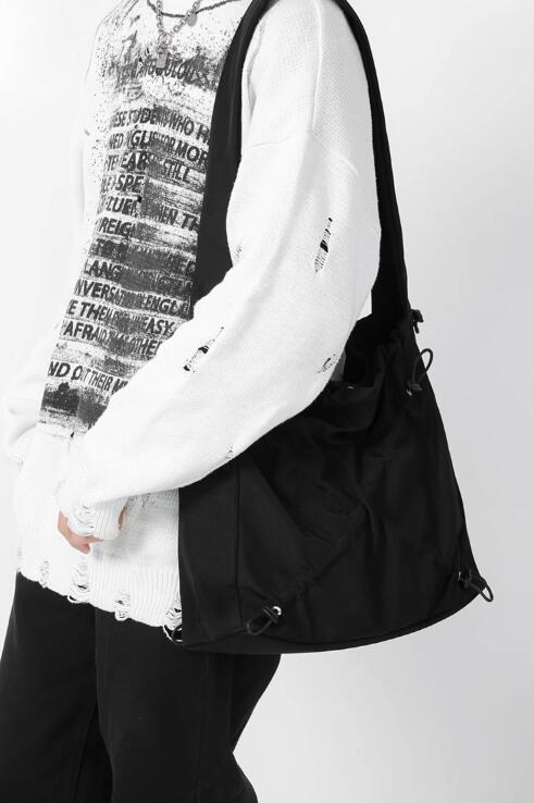 メンズショルダーバッグ 大容量 大きめ 巾着型