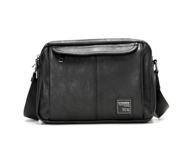 メンズショルダーバッグ 男性用合成皮革ショルダーバッグ斜めがけ 大きめ