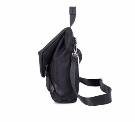 メンズショルダーバッグ 男性用大容量ショルダーバッグ斜めがけ通勤対応