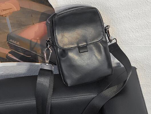 ショルダーバッグメンズ 男性用小型合成皮革ショルダーバッグ