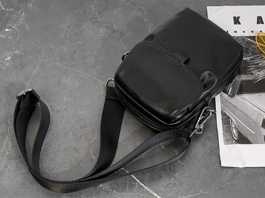 ショルダーバッグメンズ 男性用小型合成皮革ショルダーバッグ
