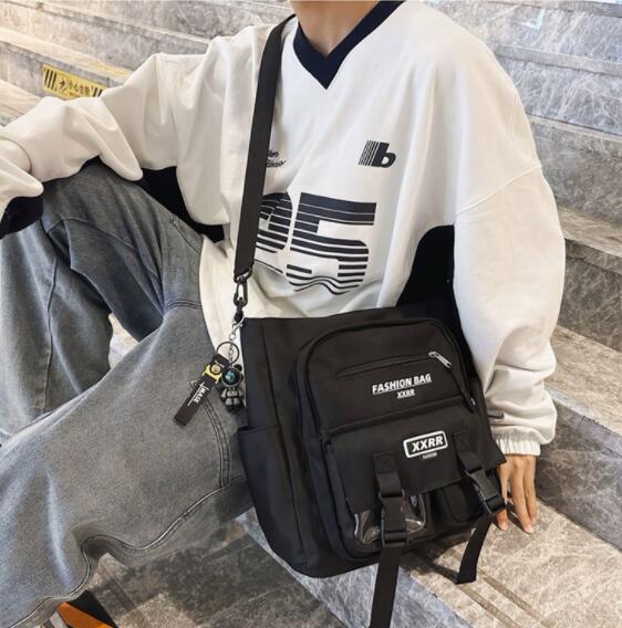 メンズショルダーバッグ 多機能ポケット付き帆布ショルダーバッグ斜めがけ男女兼用