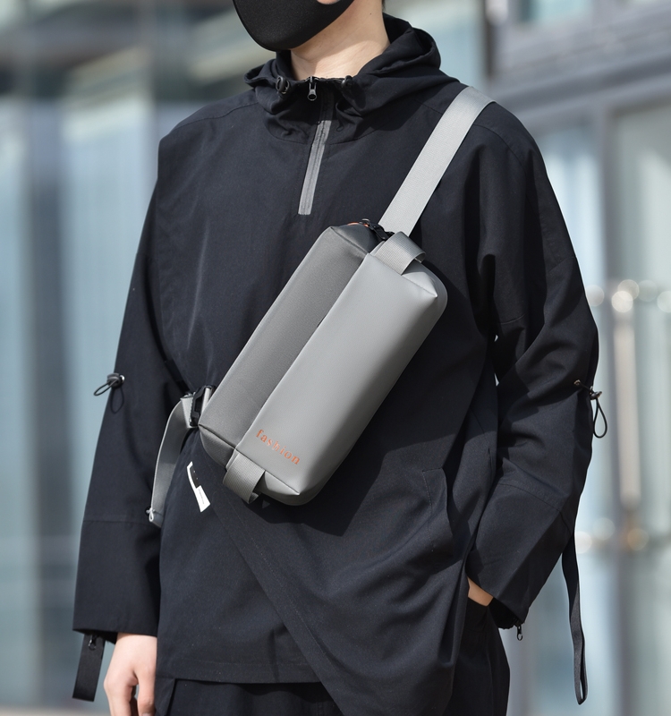 ショルダーバッグメンズ スタイリッシュ筒型ミニショルダー
