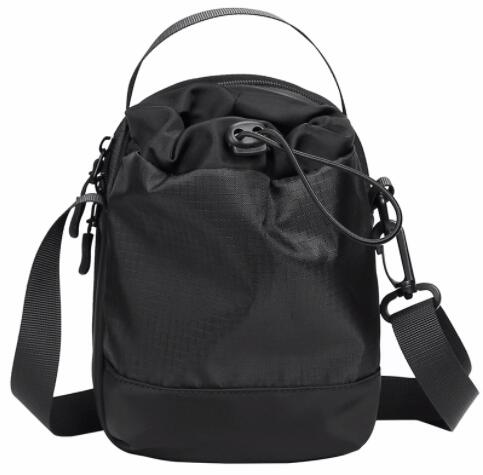 メンズショルダーバッグ 男性用巾着型ショルダーバッグ 斜めがけ 小物収納 スマホ