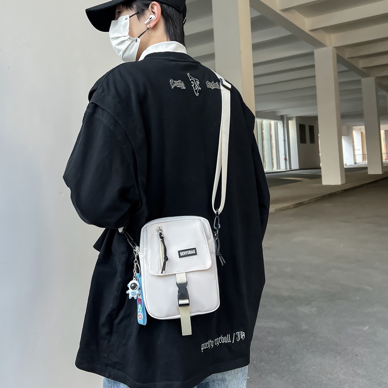 ショルダーバッグメンズ スクエアポケットミニショルダー