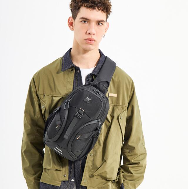 撥水加工メンズショルダーバッグ斜めがけビジネス鞄