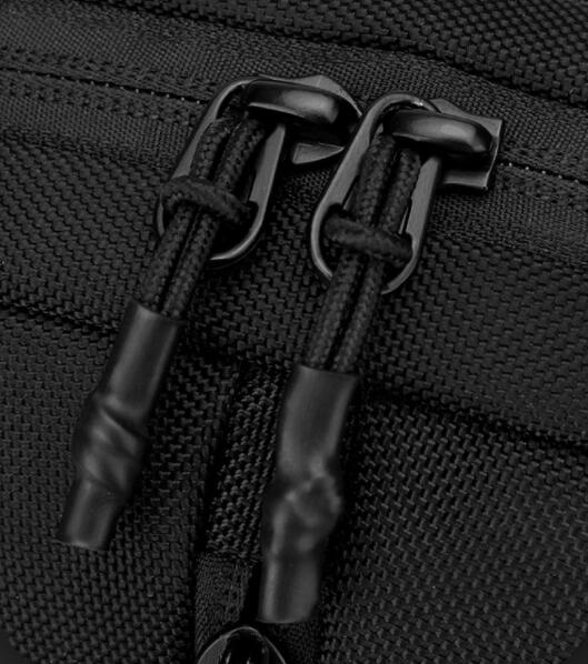 撥水加工メンズショルダーバッグ斜めがけミニサコッシュ