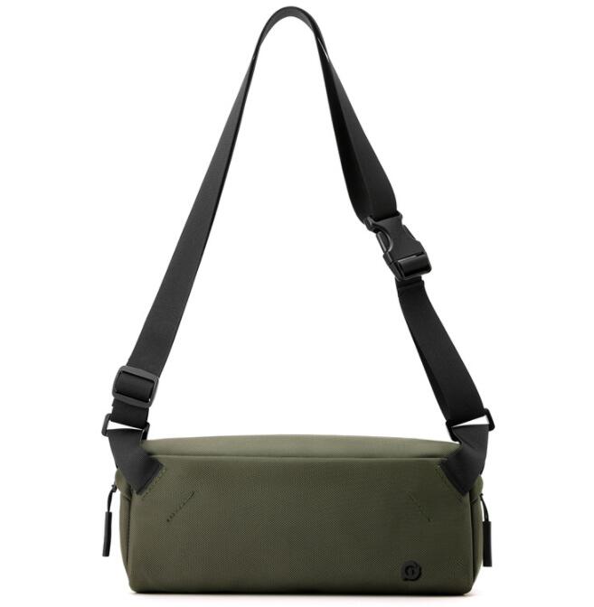 メンズショルダーバッグ メンズ斜めがけショルダーバッグ撥水加工サコッシュ