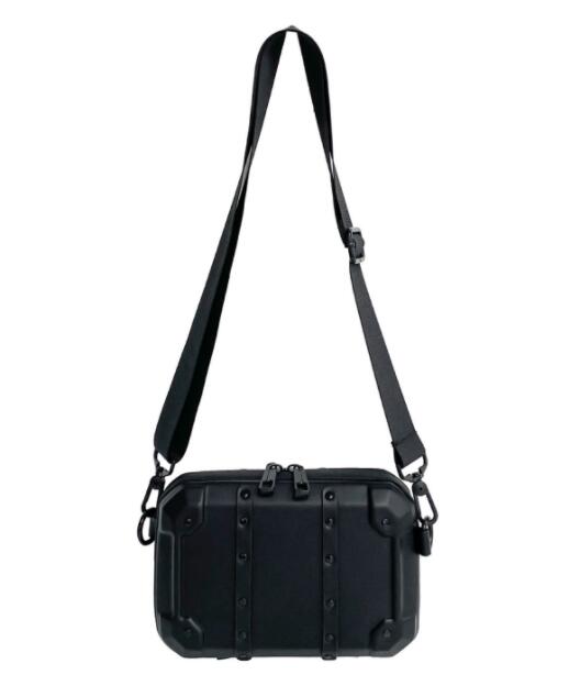 メンズショルダーバッグ 斜めがけ防水加工 スマホ