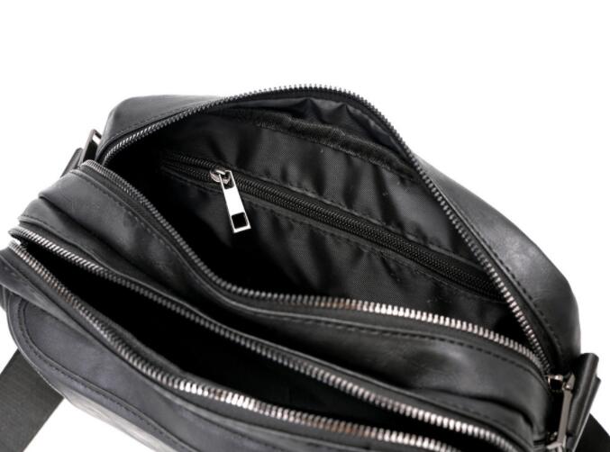 メンズショルダーバッグ 男性用合成皮革ショルダーバッグ斜めがけ 大きめ