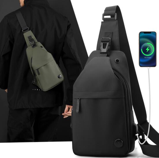 メンズショルダーバッグ 多機能斜めがけボディバッグスマホ充電ポート付き