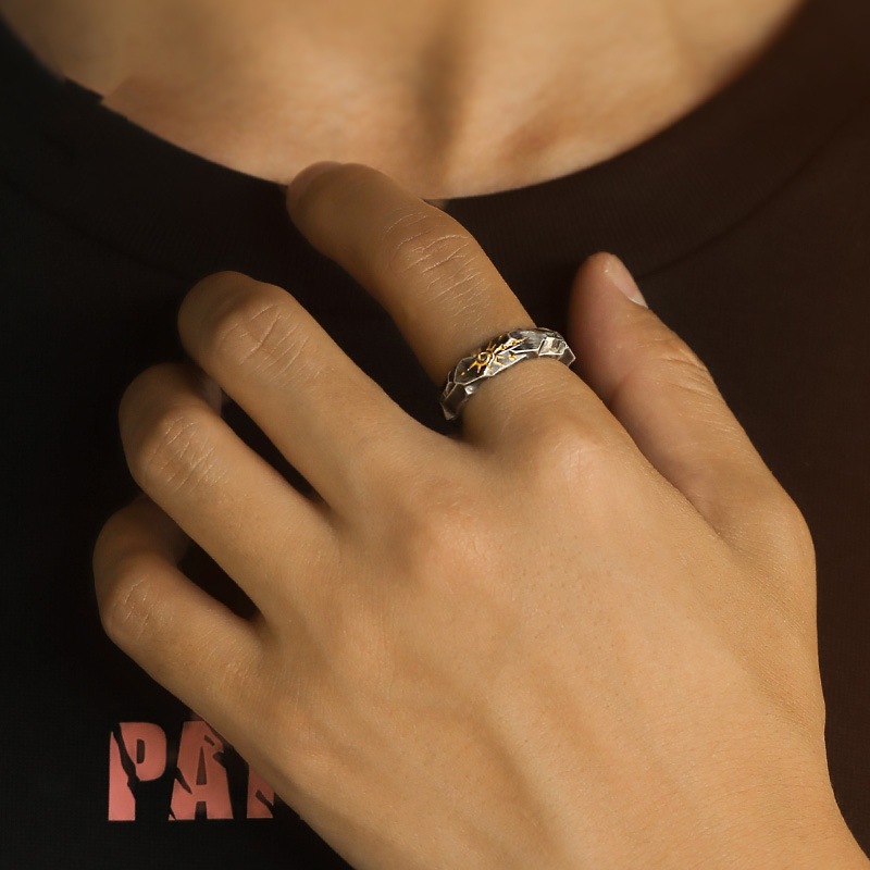 シルバーアクセサリー 陽光彫刻 多面体リング