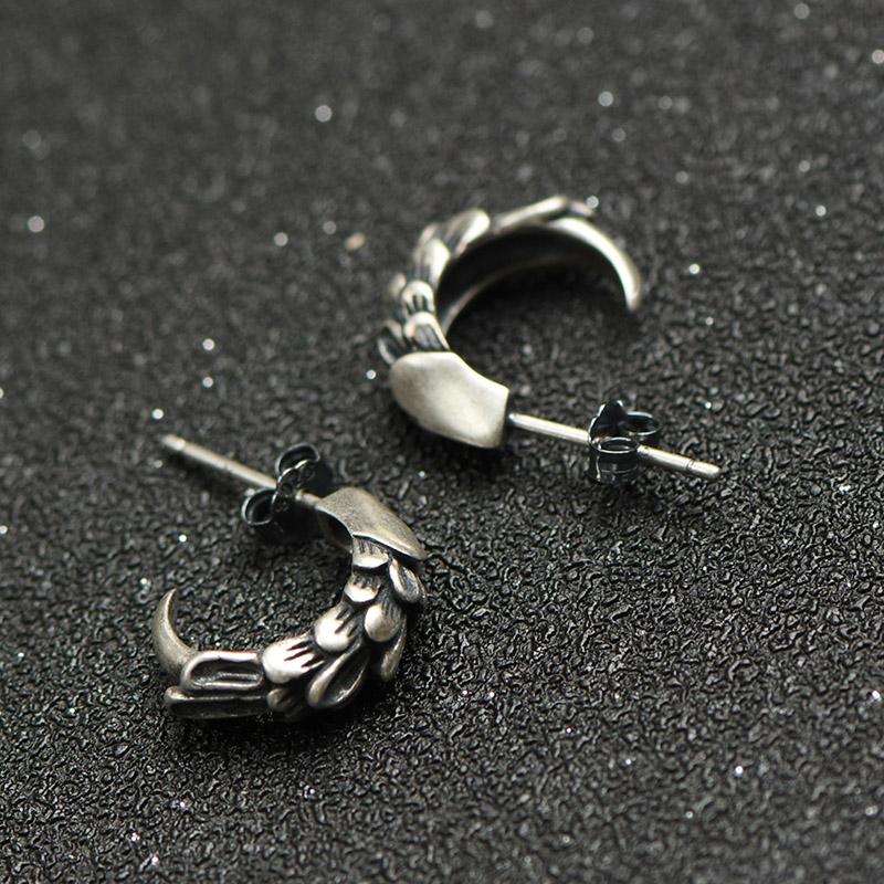 シルバーアクセサリー 翼のしずく 三日月フープピアス