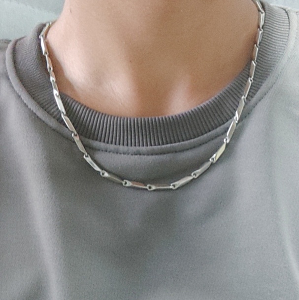 シルバーアクセサリー 幾何学モダンチェーンネックレス