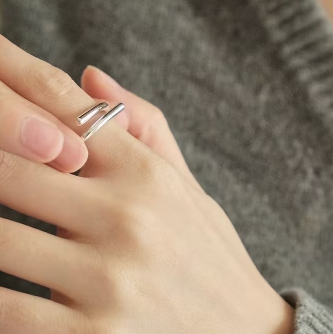 シルバーアクセサリー 二重輪シンプルデザインリング