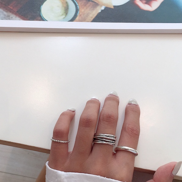 シルバーアクセサリー 波打つ重なり マルチリング