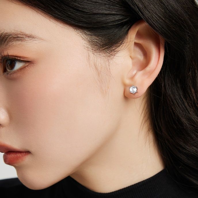 シルバーアクセサリー 六爪石留め輝きピアス