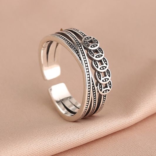 シルバーアクセサリー 古典模様の重ね輪リング
