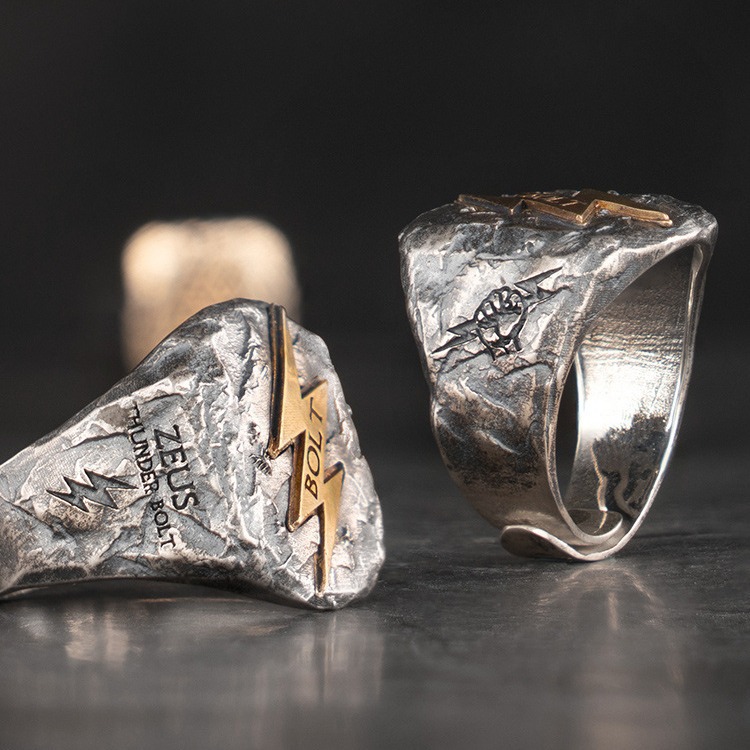 シルバーアクセサリー 稲妻彫刻 重厚リング