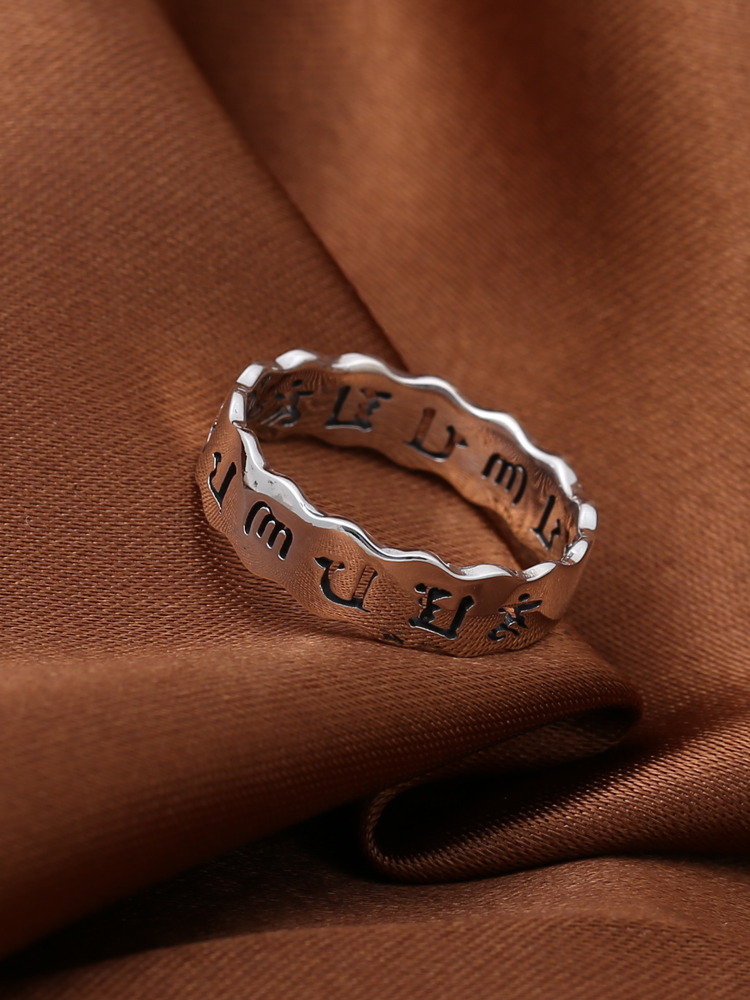 シルバーアクセサリー 古代文字の波紋リング
