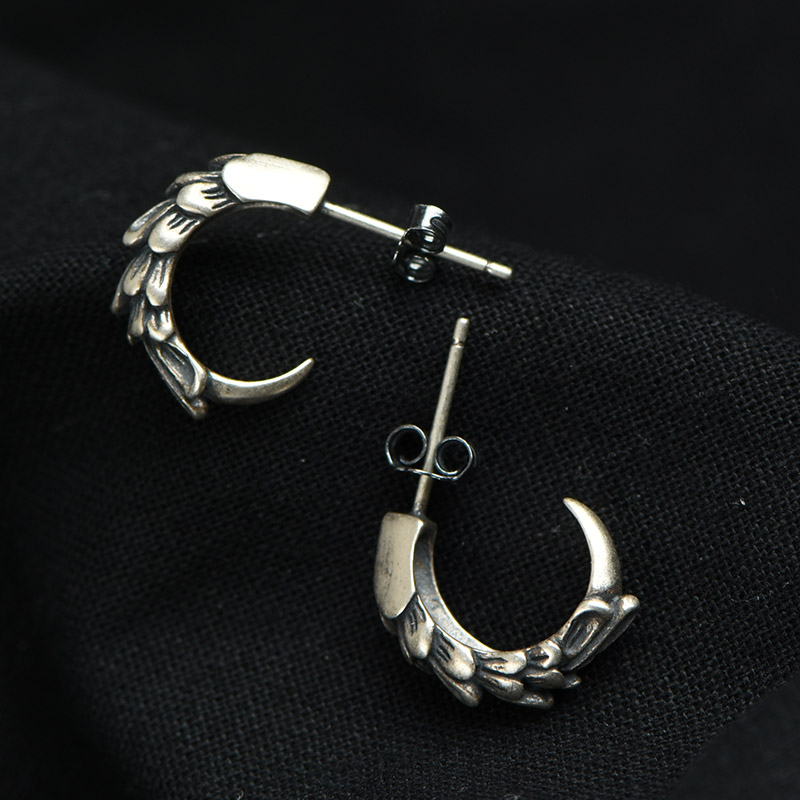 シルバーアクセサリー 翼のしずく 三日月フープピアス