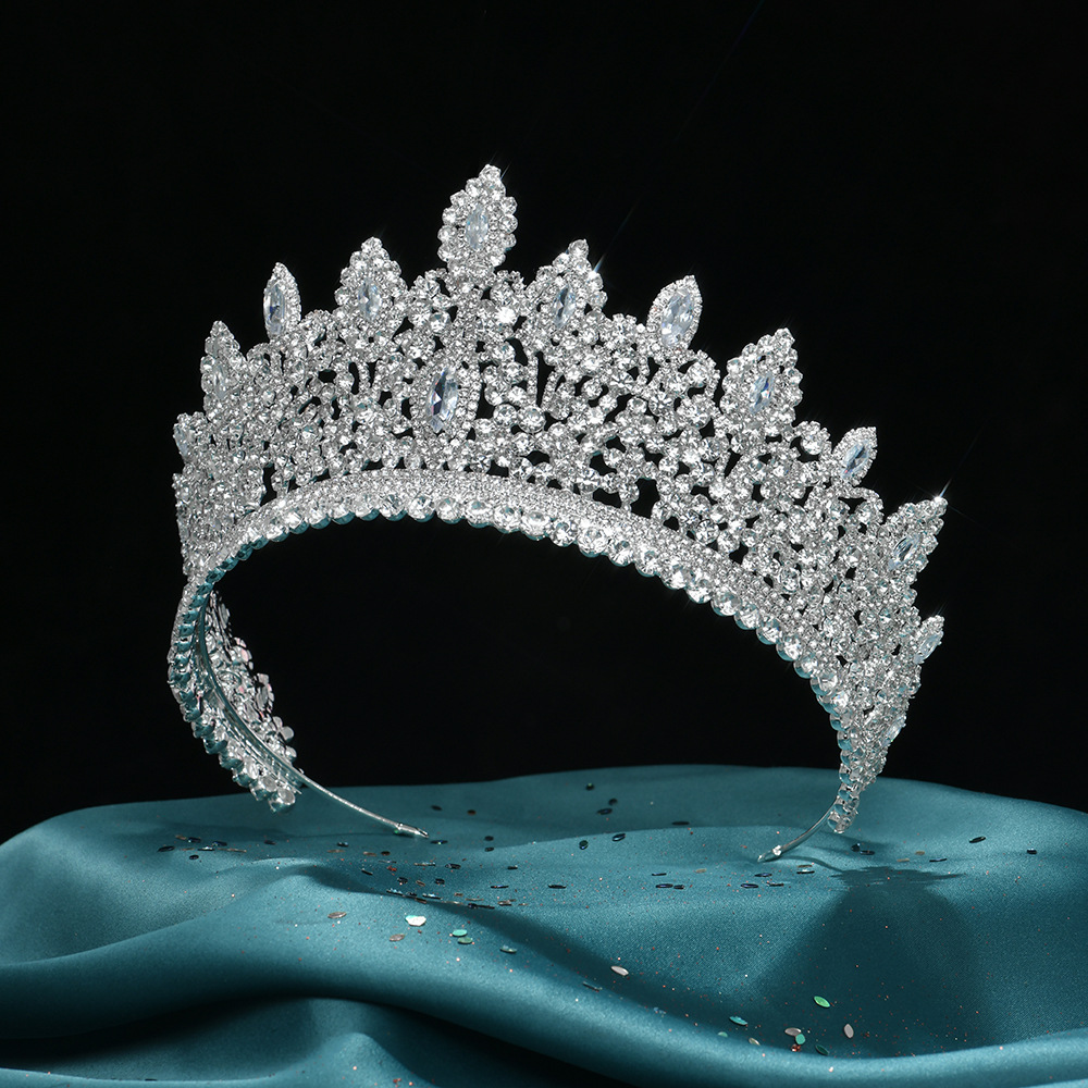シルバーアクセサリー 優美な結晶 王冠のきらめき ティアラ