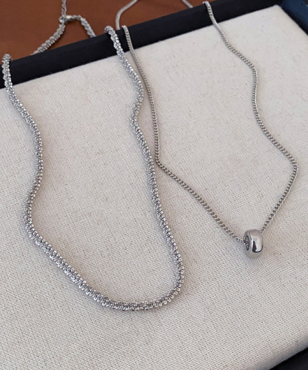 シルバーアクセサリー 輝く二重連チェーンネックレス