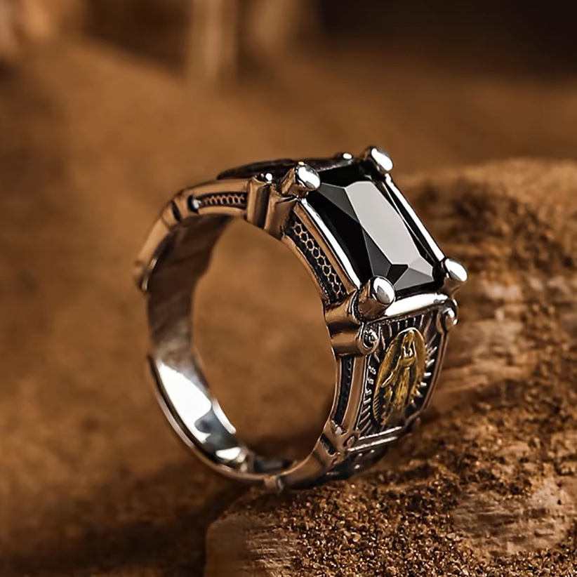 シルバーアクセサリー 古城の秘宝 ブラックジェムリング