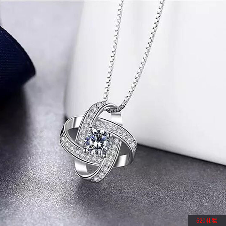 シルバーアクセサリー 幸せの結び目 ネックレス