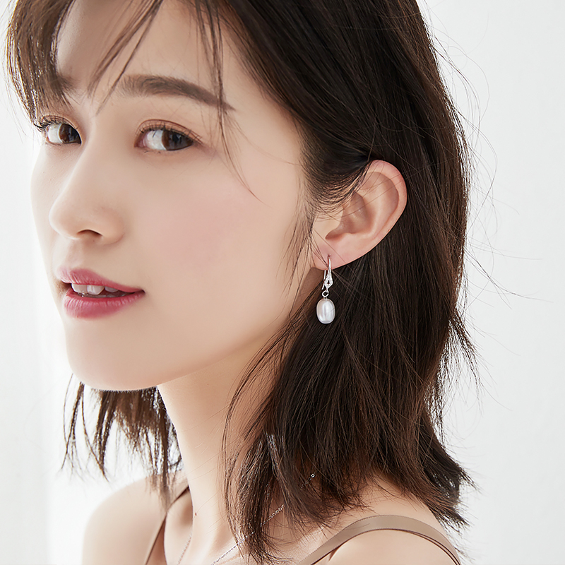 シルバーアクセサリー 月明かりの雫ピアス