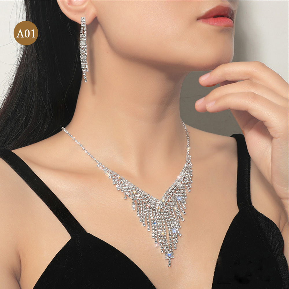 シルバーアクセサリー 豪華ラインストーンネックレスピアスセット結婚式用