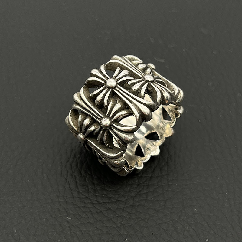 シルバーアクセサリー 十字フラワー装飾リング