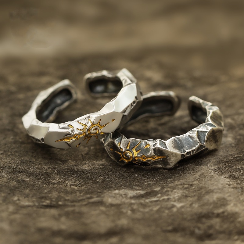 シルバーアクセサリー 陽光彫刻 多面体リング
