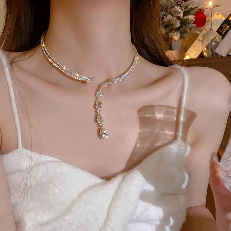 シルバーアクセサリー 輝雫のしずく チョーカー