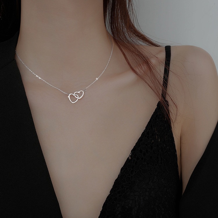 シルバーアクセサリー 二連ハートモチーフネックレス