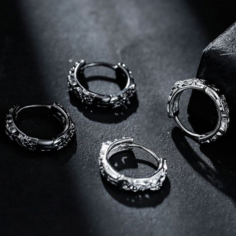 シルバーアクセサリー 縦型デザイン 波形フープピアス