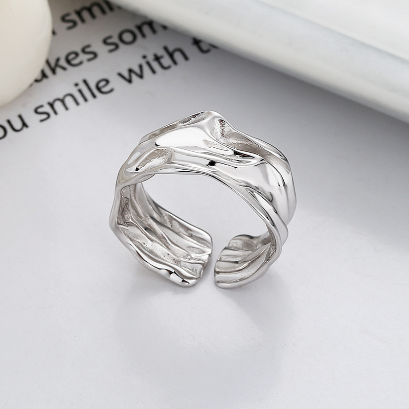シルバーアクセサリー しわくちゅうデザインリング