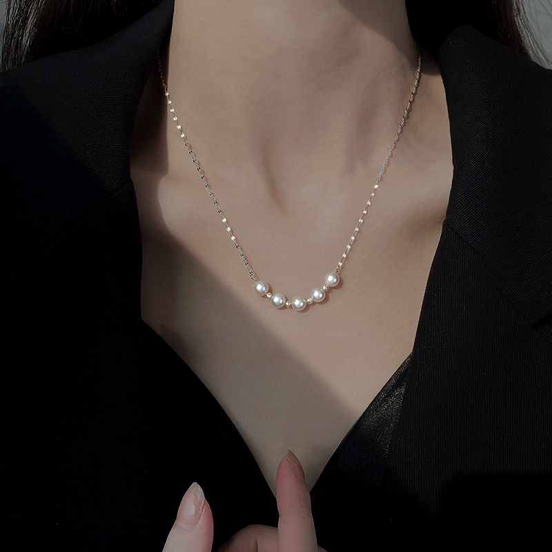 シルバーアクセサリー 華やか真珠の煌めき連なり