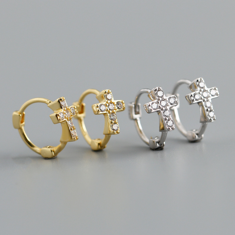 シルバーアクセサリー クロス輝きフープピアス