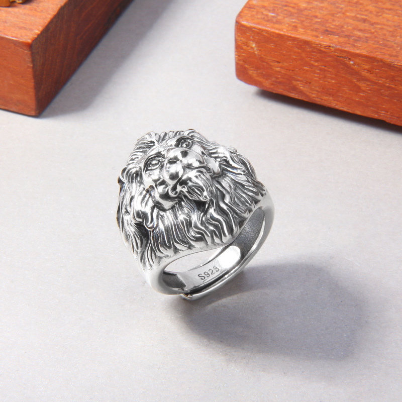 シルバーアクセサリー 百獣の王 荘厳たてがみの指輪
