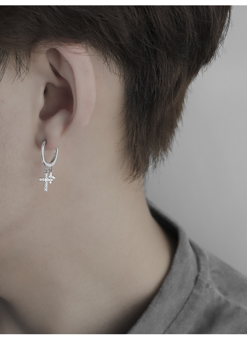 シルバーアクセサリー 十字架デザイン チャームフープピアス
