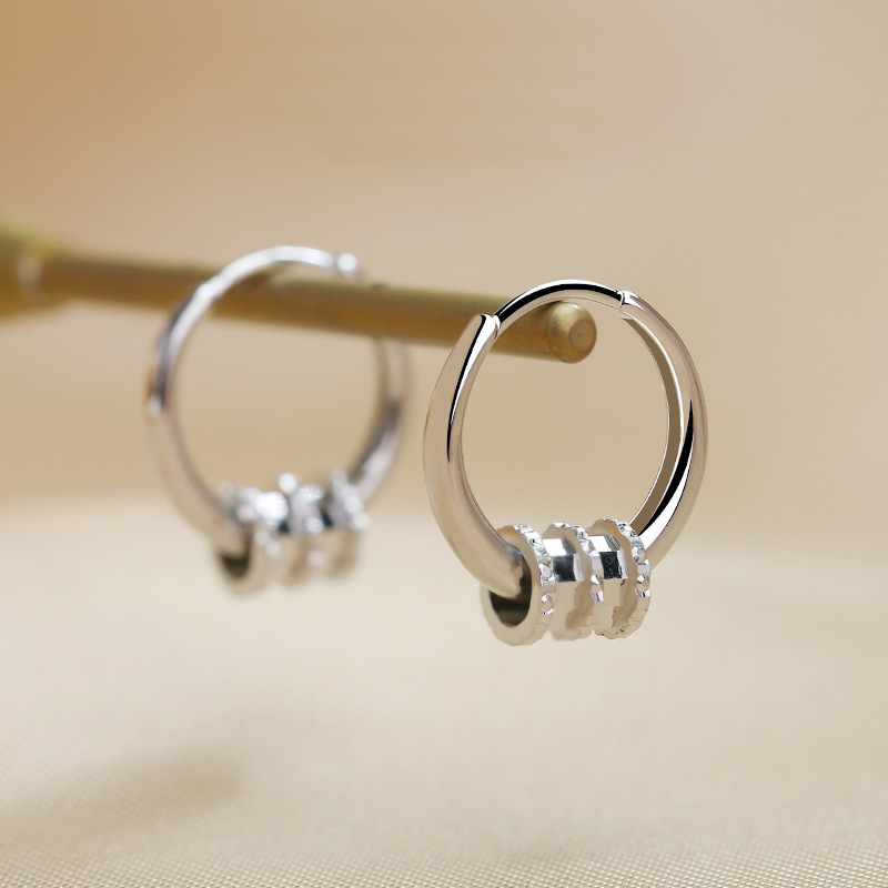 シルバーアクセサリー 揺らめく結晶のフープピアス