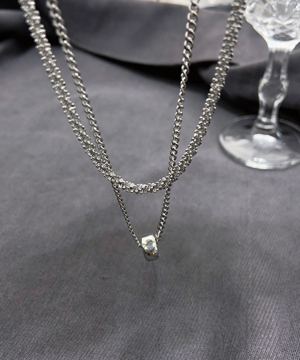 シルバーアクセサリー 輝く二重連チェーンネックレス