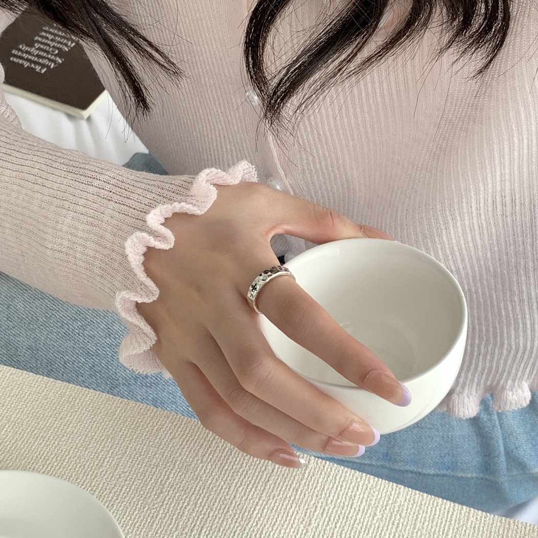 シルバーアクセサリー 波紋の雫 アンティーク調デザインリング