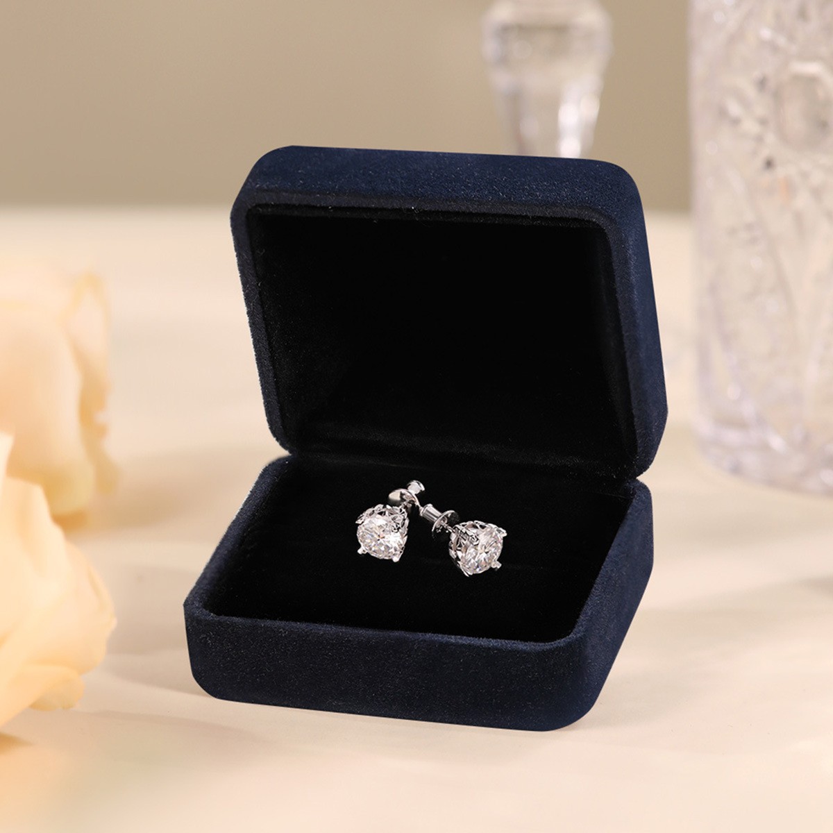 シルバーアクセサリー ラウンドカット 美麗宝石 ピアス
