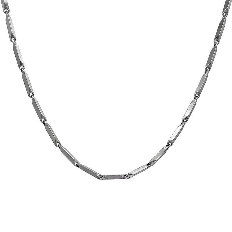 シルバーアクセサリー 洗練されたモダンスタイルチェーンネックレス
