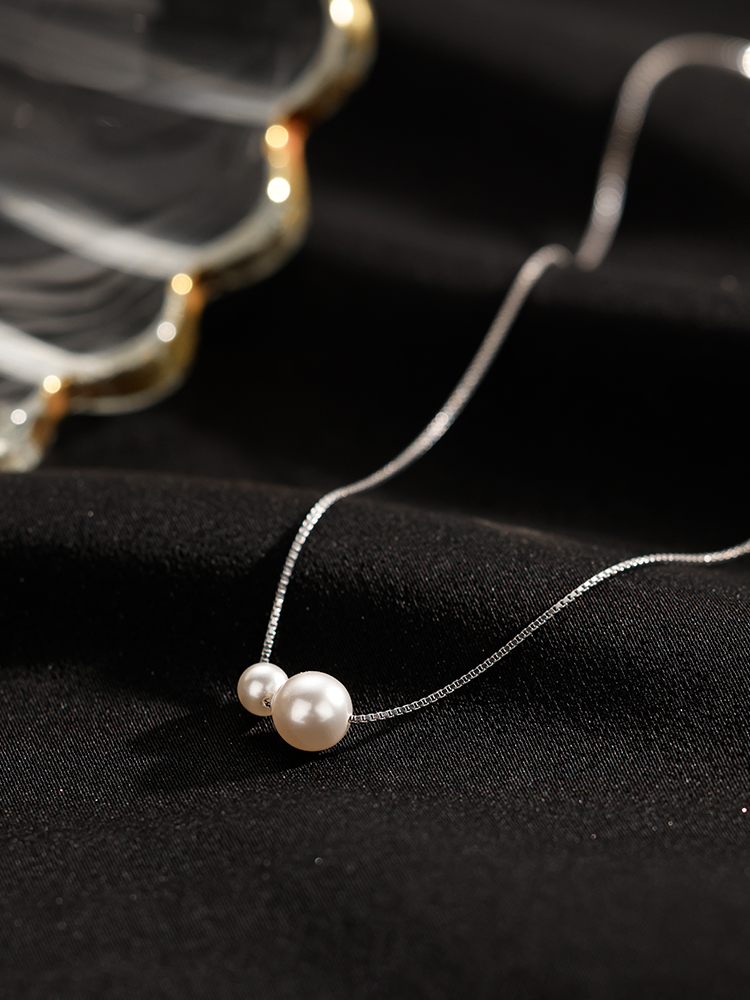 シルバーアクセサリー 二粒の輝き 華奏ネックレス