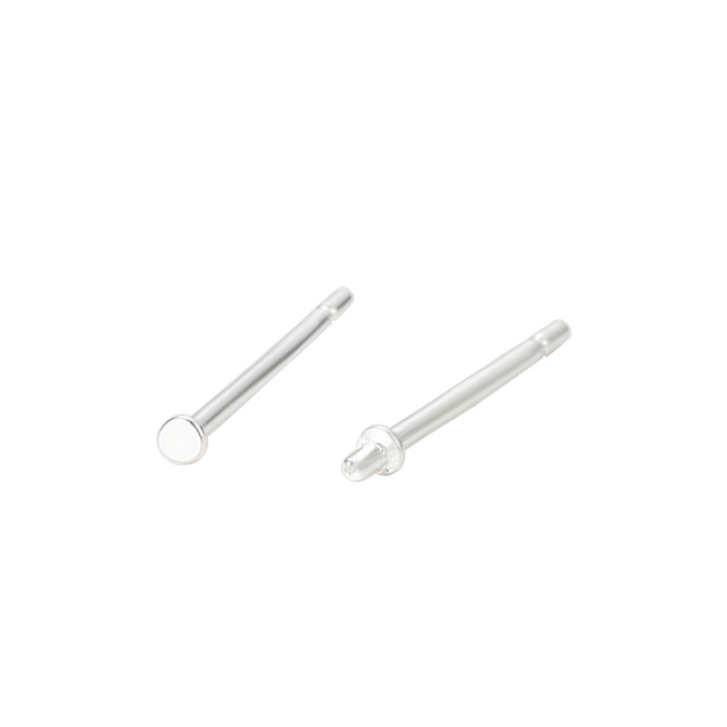 シルバーアクセサリー 細工彫り棒型シンプルピアス