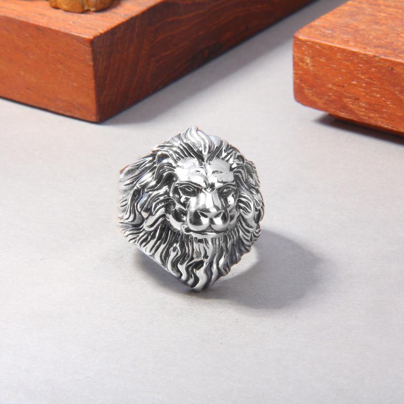 シルバーアクセサリー 百獣の王 荘厳たてがみの指輪